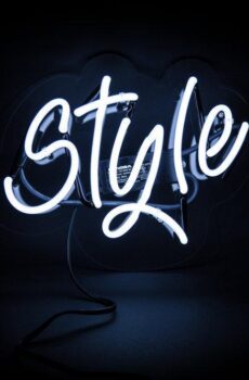 Неоновая надпись Style